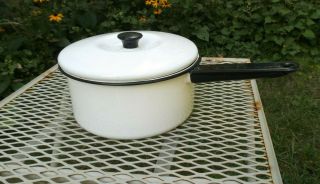 Vintage White And Black Porcelain Enamelware Pot With Lid Sauce Pan 2 Quart