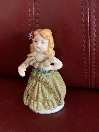Vintage 3 1/2” Lace Dipped Hula Girl Dancer Porcelain Figurine Japan L&M Inc 2