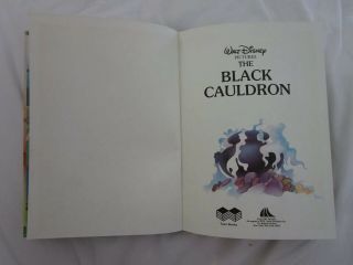 1990 Vintage Disney Classic Series The Black Cauldron Large Picture Book 5