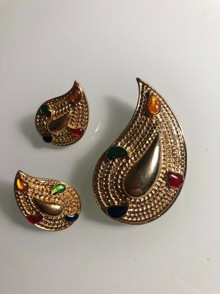 Vintage Avon Gold Tone Brooch And Earring Set