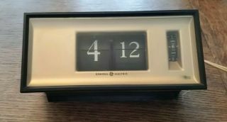 Vintage General Electric Alarm Flip Clock Ge 8116k Retro Wood Grain Japan