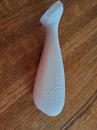 Vintage Duncan Hines White Plastic Cookie Scoop A Great Collectible
