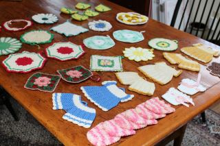 Vintage 22 Hand Crocheted Potholders 13 Cup Holders,