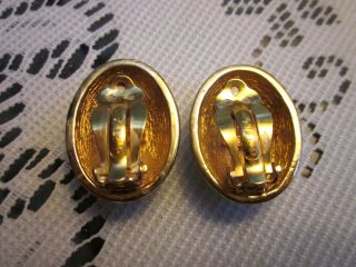 Vintage Ciner Pave Crystal Clip Earrings Gold Toned Signed 5