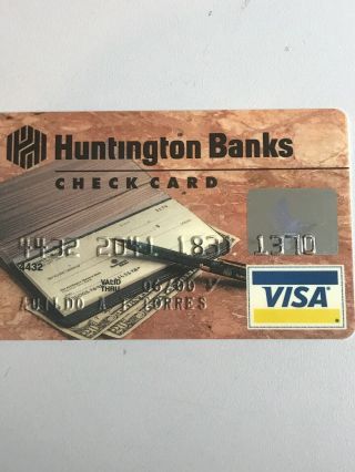 Vintage Huntington Banks Visa Check Card,  Hard Plastic,  Exp.  2000 (a6)