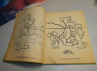 Vintage 1976 Hanna - Barbera Huckleberry Hound and Friends Coloring Book 3