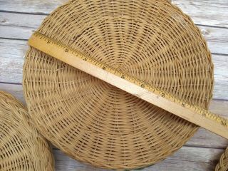 13 VINTAGE WICKER RATTAN BAMBOO PAPER PLATE HOLDERS 4