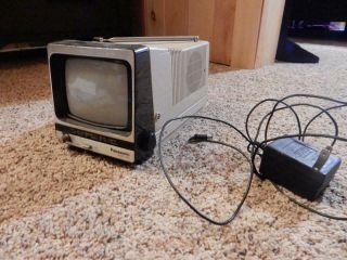 Euc Vintage 1984 Panasonic Tr - 5110t 5 Inch Screen Portable Travel Television Tv