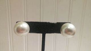 Vintage Silvertone Metal Faux Pearl Plastic Gumball Clip - On Earrings