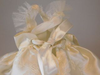VNTG Madame Alexander - kins Ivory Rose Brocade Gown,  Bride?,  panties,  tagged 5