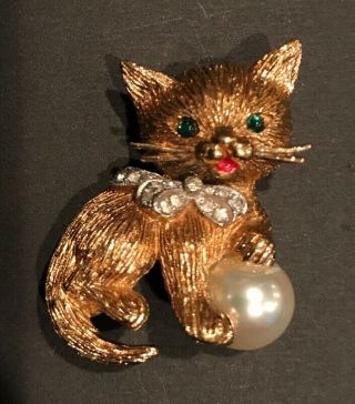 Vtg Panetta Kitty Cat Brooch Pin Gold Tone W/green Eyes & Faux Pearl Ball Signed