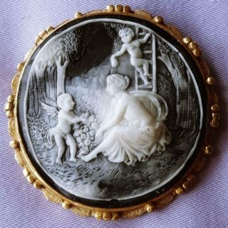 Vintage Large Classical Lady & Cherubs Scene Cameo Brooch