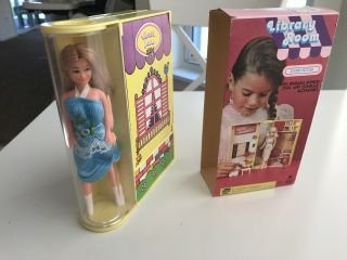 Vtg Book Case Doll 6.  5 " Hong Kong - Be Sales W/ Accessories For Living Room Book