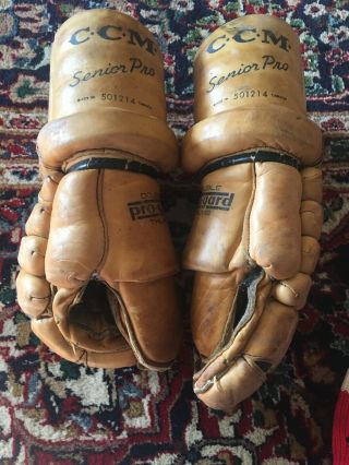 Ccm Vintage Hockey Gloves And Socks Blackhawks Colors