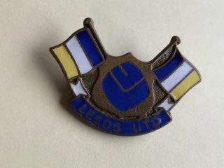 Vintage Leeds United Brass And Enamel Pin Badge - P,  G Sports