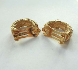 Vintage Burberrys of London Gold Mesh Clip Hoop Earrings 4