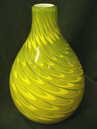 Vintage Murano Italian Art Glass Ovoid Vase Chartreuse Green Pulled Swirls Italy