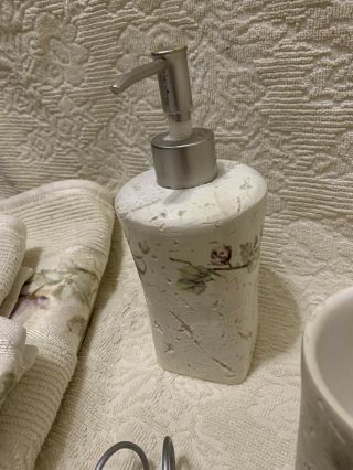 Vintage 23 Piece Porcelain Bathroom Accessories Set - Floral Pattern 5