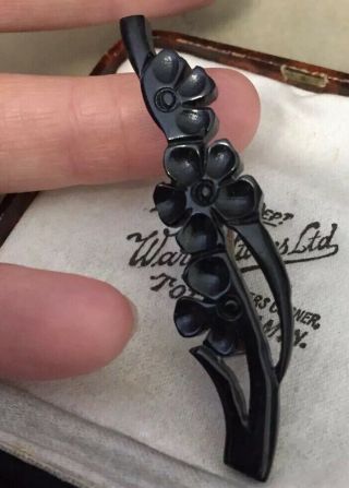 Vintage Jewellery Art Deco Bakelite Flower Mourning Brooch Signed 4