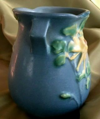 Sweet vintage ROSEVILLE Vase Columbine USA 12 - 4 2