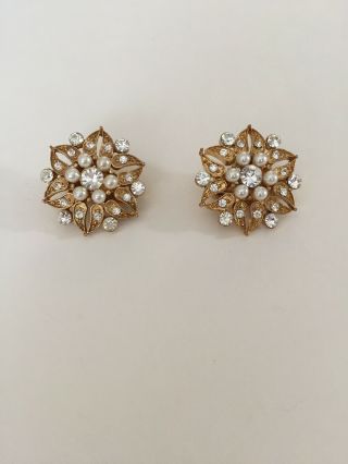 Gorgeous Vintage Gold - Tone Clear Rhinestone Faux Pearl Flower Clip - On Earrings