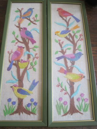 Vtg 1970’s Finished/framed Crewel Embroidery - Birds In Trees/flowers