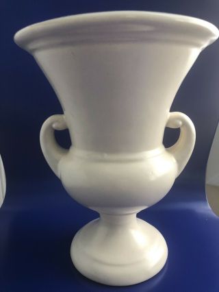 Vintage Haeger White Gladiola Trophy Fan Vase