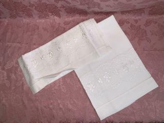Vintage Set Of 2 Linen? Guest Towels White With White Embroidery Euc