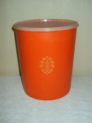 Vintage Tupperware Servalier Canister 25 Cups 1339 Guc