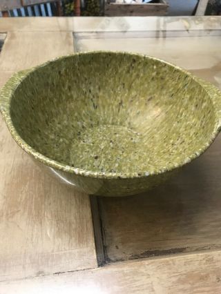 Vintage Unmarked Melmac Melamine Splatter Ware Green Handled Mixing Bowl 10”