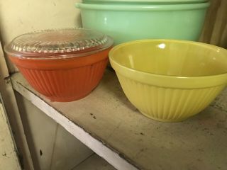 Vintage Anchor Hocking Fired - On Ribbed Glass Refrigerator Dishes Lid Red Yellow