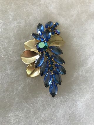 Lovely Vintage Juliana D&e Blue Open Back Rhinestone Gold Tone Leaf Brooch