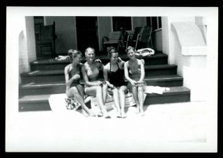 Vintage Pretty Brunettes Snapshot Photograph 1940s Beach House Pose