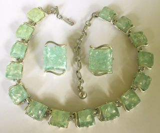 Signed CORO Vintage Sea Foam Green Confetti Thermoset Necklace Earring SET 5