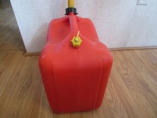 Vintage Scepter 5 Gallon Vented Gas Can Model J - 20 2