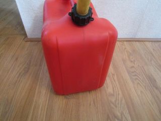 Vintage Scepter 5 Gallon Vented Gas Can Model J - 20 4