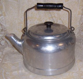Vintage Aluminum Comet Stovetop Coffee Pot Tea Kettle /w Wood Handle Usa