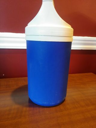 Vintage Igloo Playmate 1/2 Gallon Water Jug Cooler Blue White 2