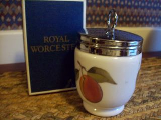 Egg Coddler Royal Worcester Porcelain England Peach And Grapes VTG Engraved 1969 2