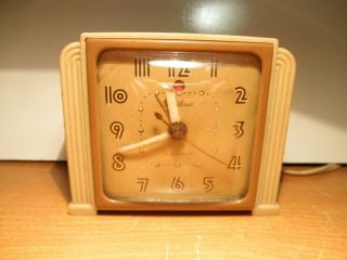 Vintage 1946 - 1950 7h135 Telechron Electric Alarm Clock Art Deco Waterfall Style