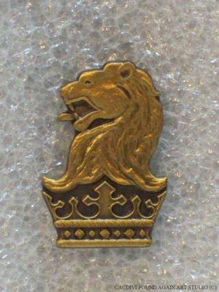 Vintage Ritz Carlton Tie Tack Lion Crown Logo Resort Luxury Hotel Gold Tone Pin