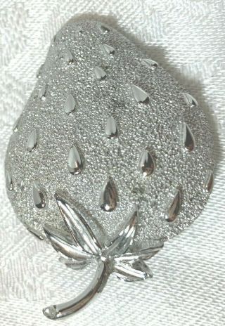 Vintage Sarah Coventry Signed Silver Tone Strawberry Brooch Pin Estate Find 3