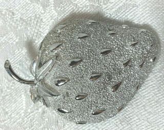Vintage Sarah Coventry Signed Silver Tone Strawberry Brooch Pin Estate Find 4