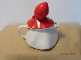 Vintage Hull Pottery Little Red Riding Hood Teapot w Lid 8” Tall 4