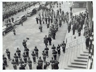 1946 Vintage Photo Nypd Police & Us Military At York City Hall In Manhattan