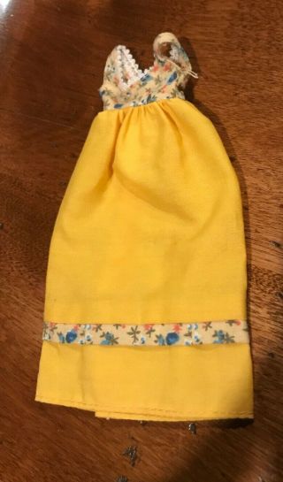 Vintage Sunshine Family Dolls Womens Moms Yellow Dress With Flowers