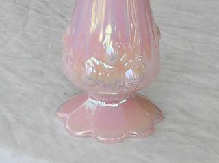Vintage Fenton Art Glass Pink Iridescent Opalescent Bud Vase With Oringial LOGO 2