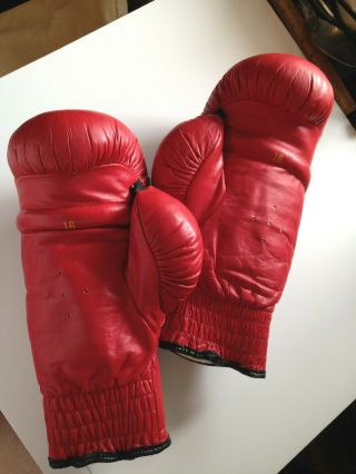 VTG Everlast Boxing Gloves 16 Oz Red Leather Fighting Boxer Man Cave USA 3