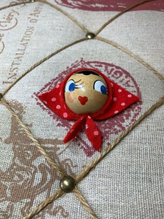 Vintage 1940’s/50’s Hand Painted Wooden Lady Face Brooch