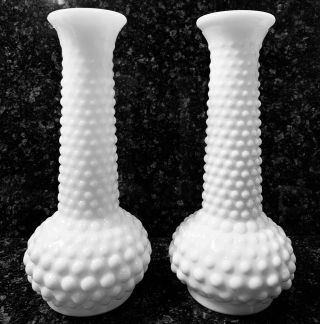 Milk Glass Brody Bud Vases Vintage Pair 7 1/2” Tall Hobnail White Wedding Decor